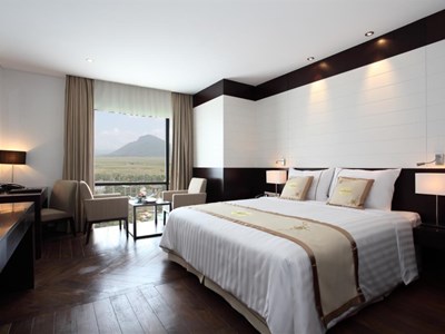 [Free&Easy Phú Yên] CenDeluxe Hotel 5*