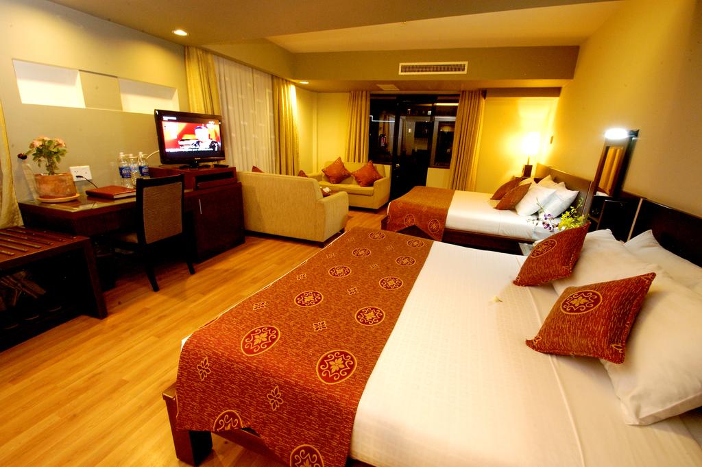 Phòng nghỉ tại khách sạn Asia Paradise Hotel