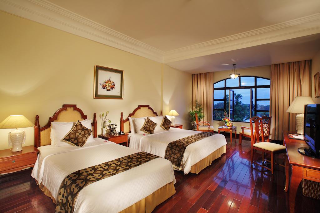 Phòng nghỉ tại khách sạn Saigon Morin Hotel